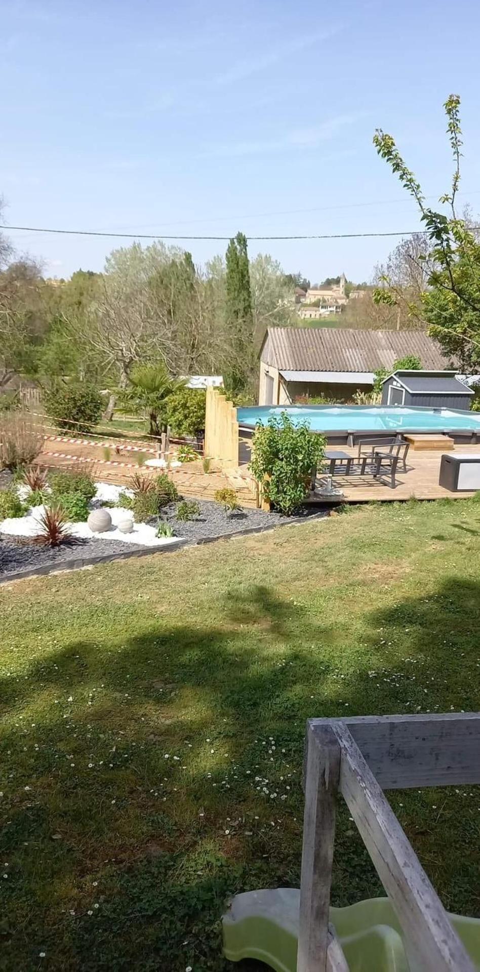 la serenité Saint-Vivien-de-Monségur Esterno foto